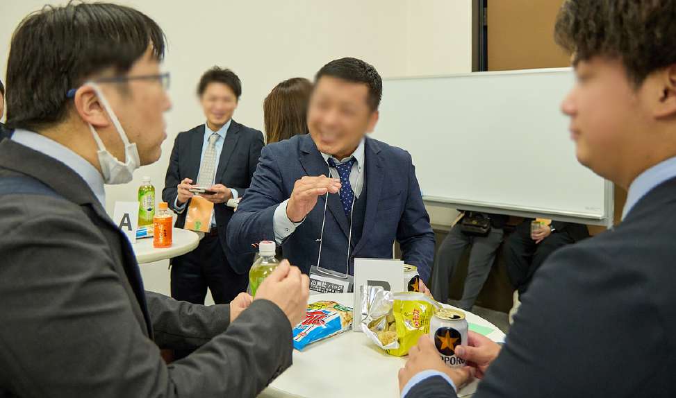過去のビル・マンション業界　交流会の様子